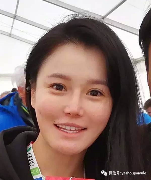 冉瑩穎近照曝光 大家被那一張蠟像臉嚇到了