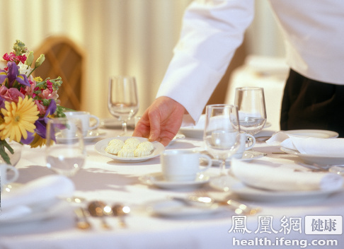 消毒餐具質量參差不齊 能否保證“舌尖上的安全”