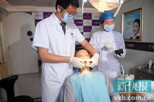 一對父女同患遺傳怪病 天生無牙且不流汗(圖)