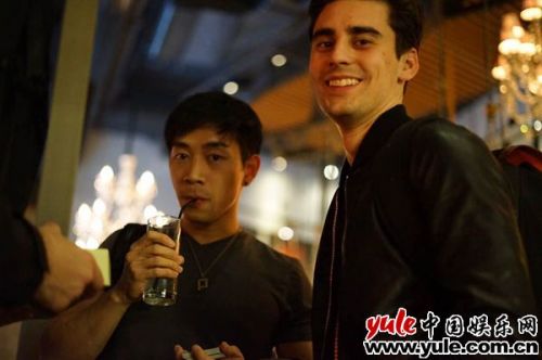 大衛(wèi)·科波菲爾攜《驚天魔盜團(tuán)2》團(tuán)隊(duì)坐鎮(zhèn)江蘇衛(wèi)視《魔林匹克》