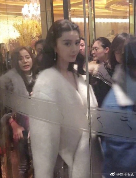 路人抓拍還原明星真實顏值 范冰冰高圓圓誰更美？