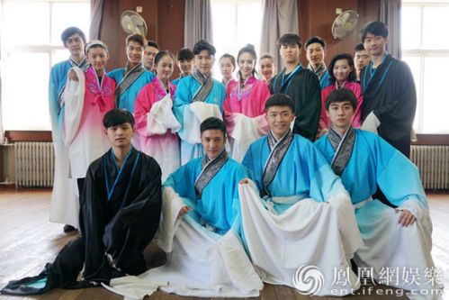 佟麗婭《周一見》錄制重回中戲 與學弟學妹共上舞蹈課