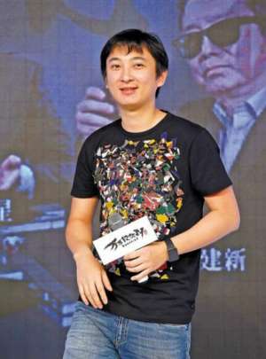 付費時代下吃相：王思聰4個字坐收8萬多元