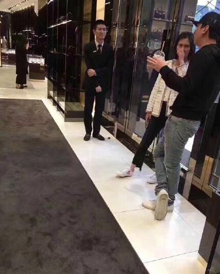 不滿謠言及被消費？王思聰：希望愚民動動腦子