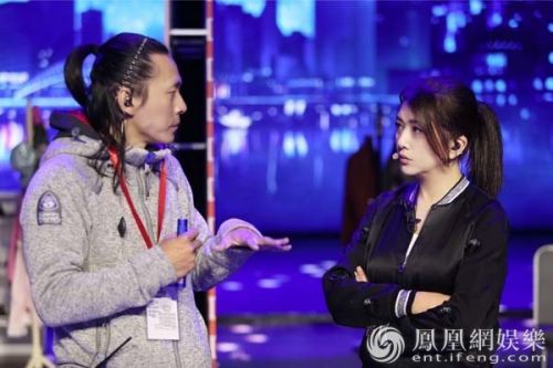 《跨界歌王》江珊忙“補課” 韓紅譚維維“”神助攻