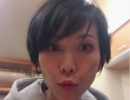 心疼娘娘！蔡少芬深夜收工滿臉倦容顯疲憊
