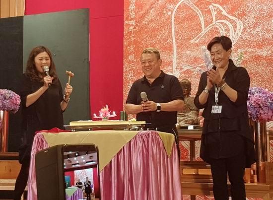 曾志偉慶64歲生日妻子宋麗華罕見同臺 揭曾志偉兩段婚姻