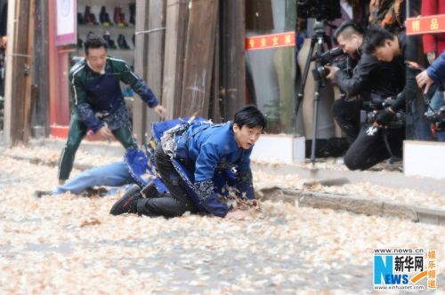 鄧超《奔跑吧》首期尬舞學霸腦洞秒變游戲黑洞