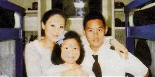 她結(jié)婚后交往5位猛男 導(dǎo)致2個億萬富豪破產(chǎn)！