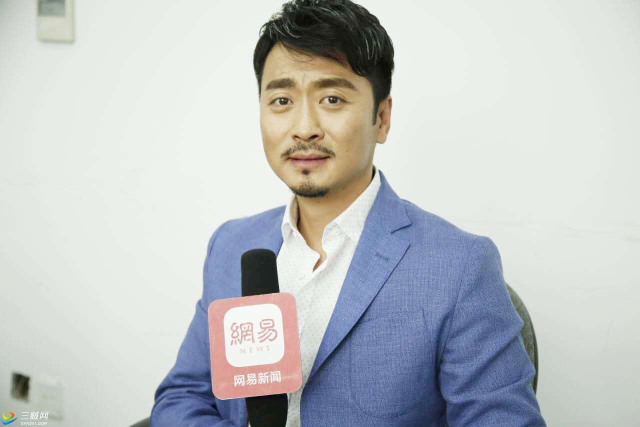 “陳海局長”黃俊鵬：全世界都在關心我啥時候醒