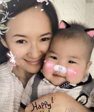 章子怡曾想跟愛人“跑了” 當(dāng)媽后就不求浪漫了