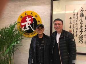 病情好轉？54歲李連杰近照曝光 身形瘦削力挺太極拳