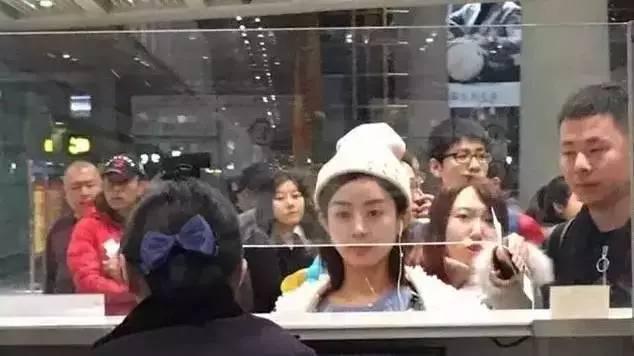 穿幾十塊的衣服出門？年入4億的她估計是最省的女星