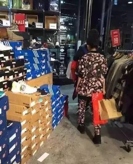 穿幾十塊的衣服出門？年入4億的她估計是最省的女星