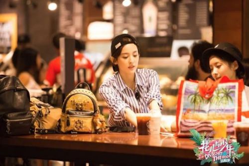 《花少3》娜扎開啟冒險季 暖心小細節獲稱贊