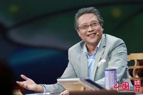 《詩書中華》形式創新 被贊“文化節目仍大有可為”