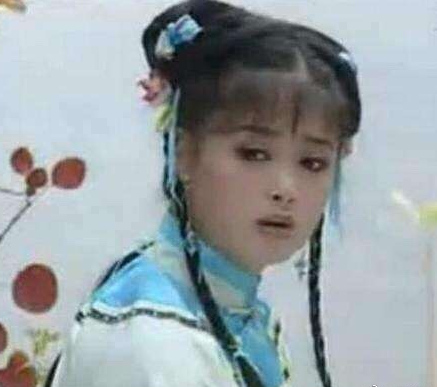 蔣欣成名前跑龍?zhí)椎膭≌?網(wǎng)友竟然是從肩膀認(rèn)出她的！