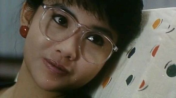 風(fēng)月無(wú)邊是她，清純無(wú)敵也是她