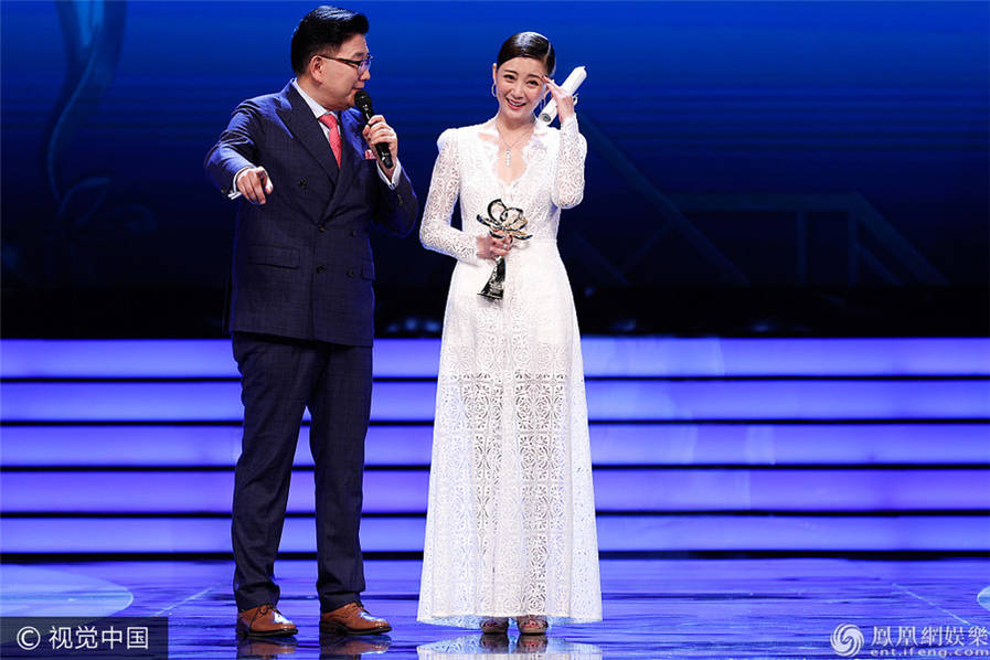 殷桃批不敬業(yè)小鮮肉：他們沒(méi)資格被叫做演員