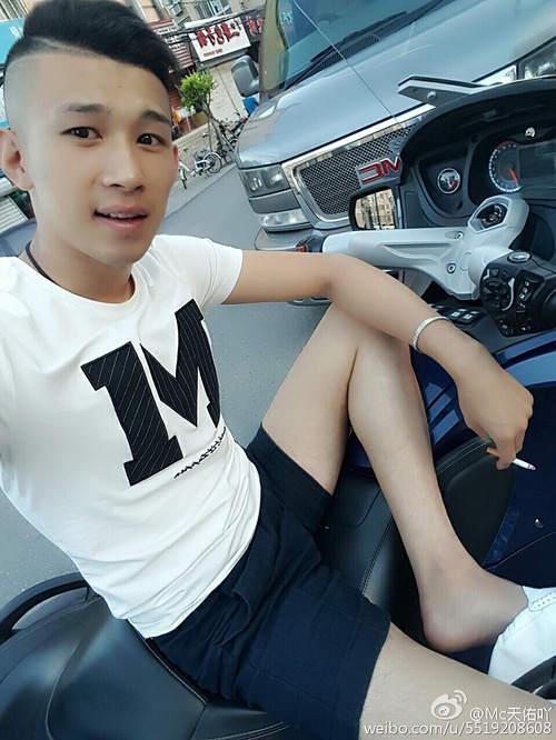 趙本山女兒和天佑戀愛，但網友都在關心男方的上億身家