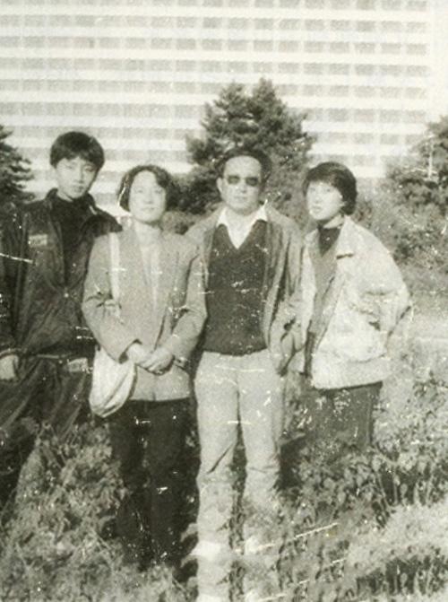 劉燁爸爸也是大有來頭